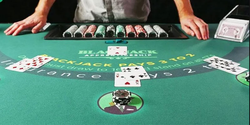 Tìm hiểu khái niệm thuật ngữ Poker